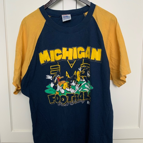 RARE Vintage 1993 Michigan Disney Football tee - size L! - Picture 2 of 4